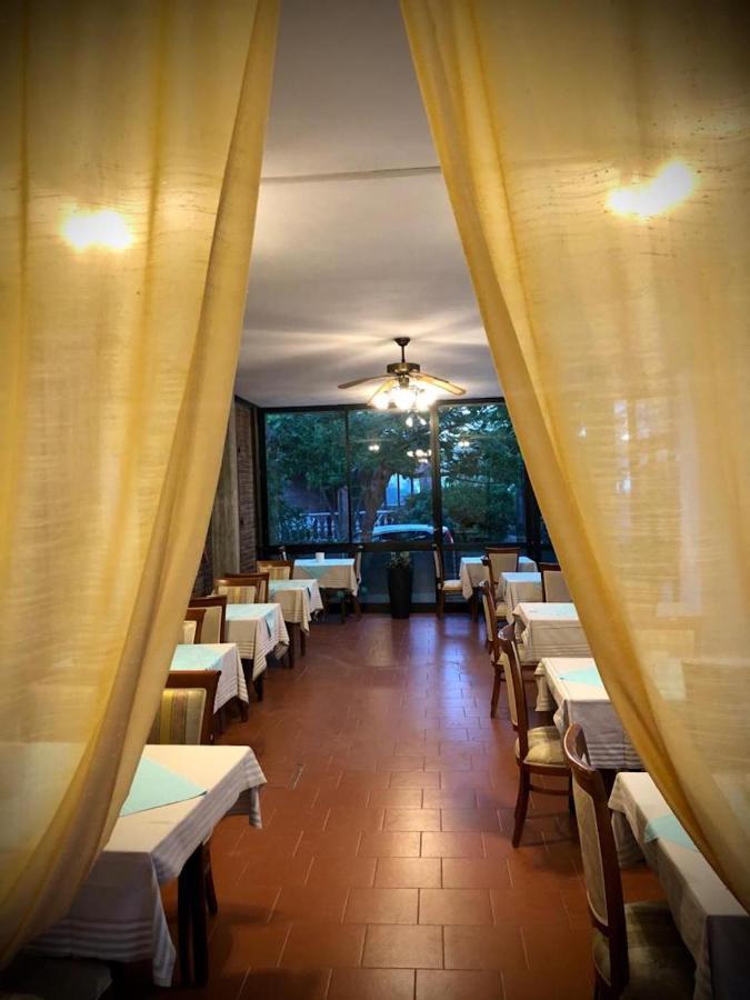 Hotel Villa Alexandra Bellaria-Igea Marina Exterior foto